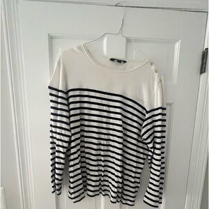 Ralph Lauren Lauren size 2X blue and white shirt with gold buttons at shoulder